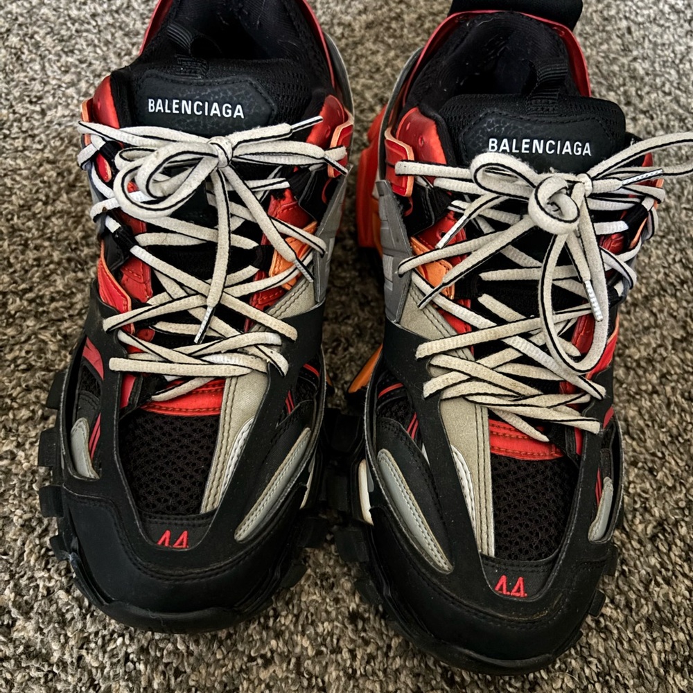 Balenciaga Men's Red and Black Athletic Shoes